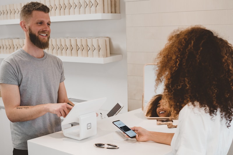 Ecommerce & Omnichannel Retail software solutions by Zendbot